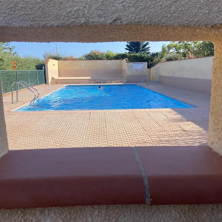 Appartement St Cyprien Rez De Jardin 2 Velos Piscine